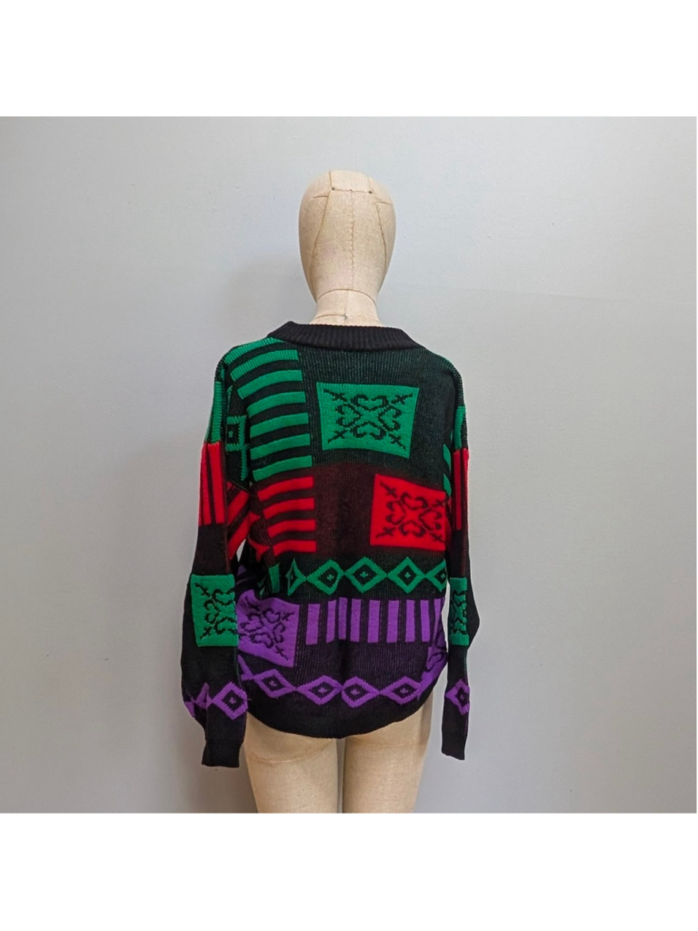 Distinctive Sportswear Vintage 80s Colorblock Geometric Knit Sweater - Picture 3 of 8